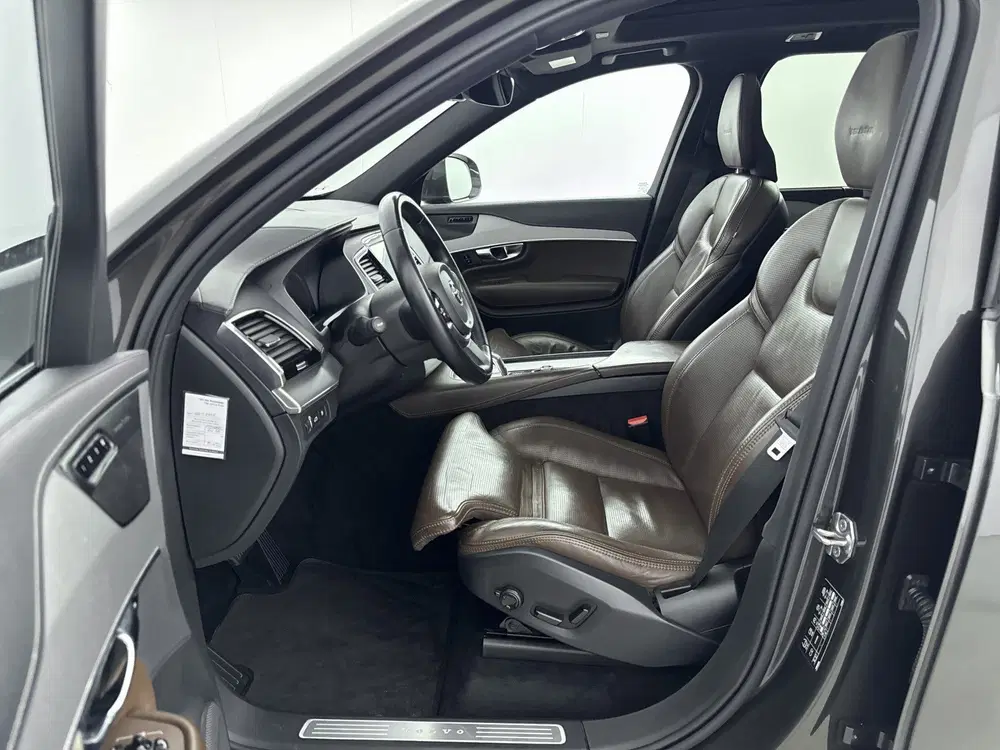 Volvo XC90 uit 2019, foto 3