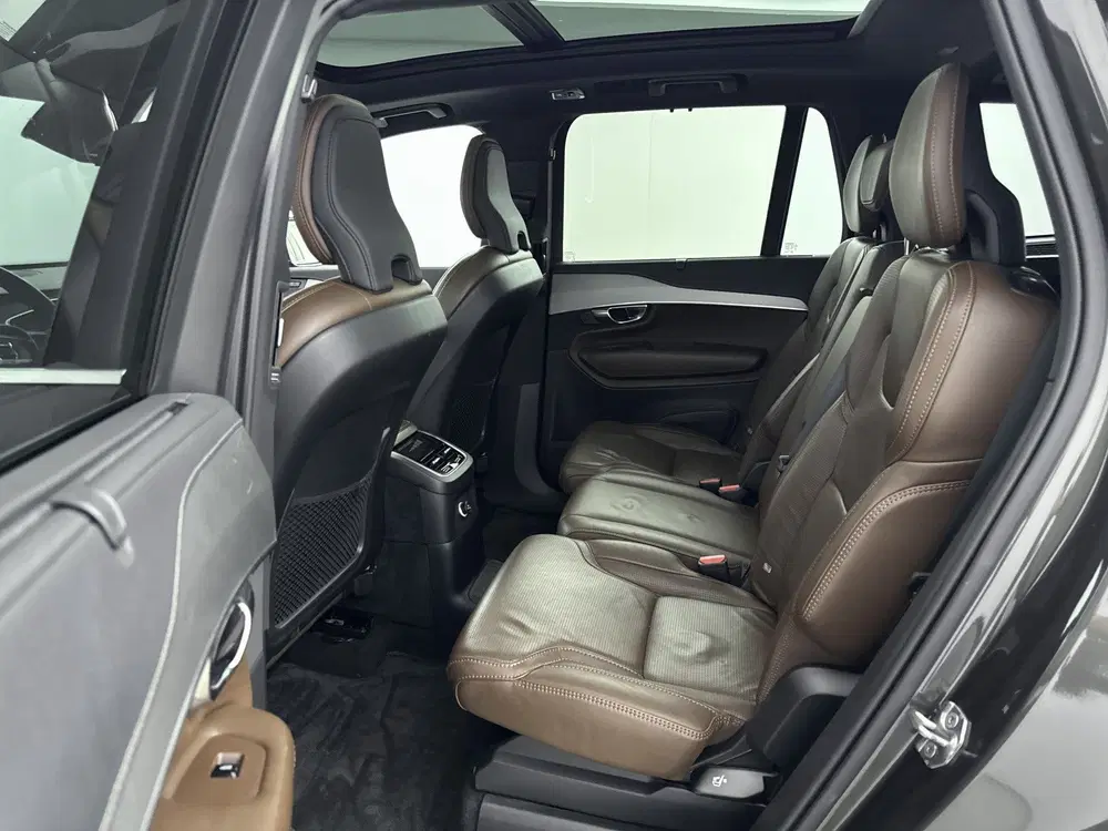 Volvo XC90 uit 2019, foto 4