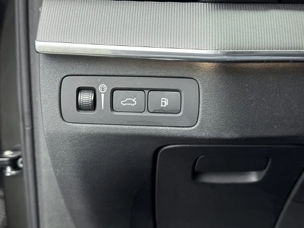 Volvo XC90 uit 2019, foto 9