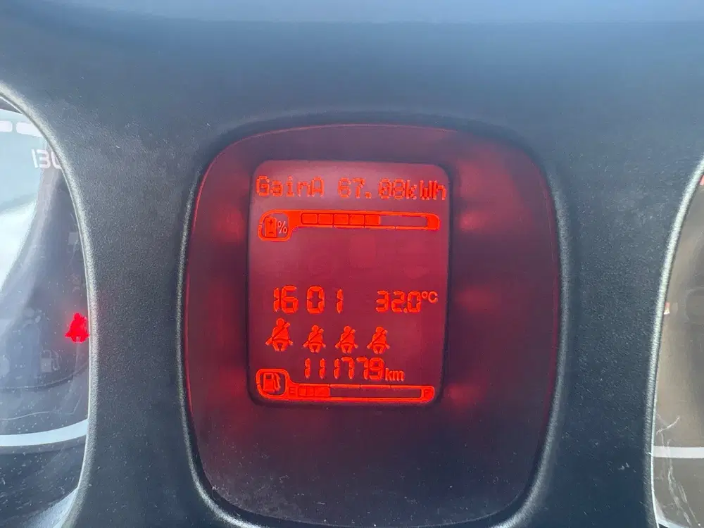Fiat Panda 1.0 Hybrid City Life uit 2022, foto 9