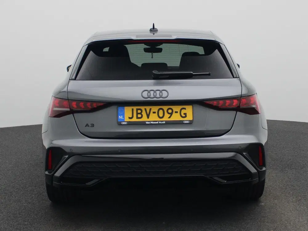 Audi A3 40 TFSI e S edition 204 PK uit 2025, foto 5