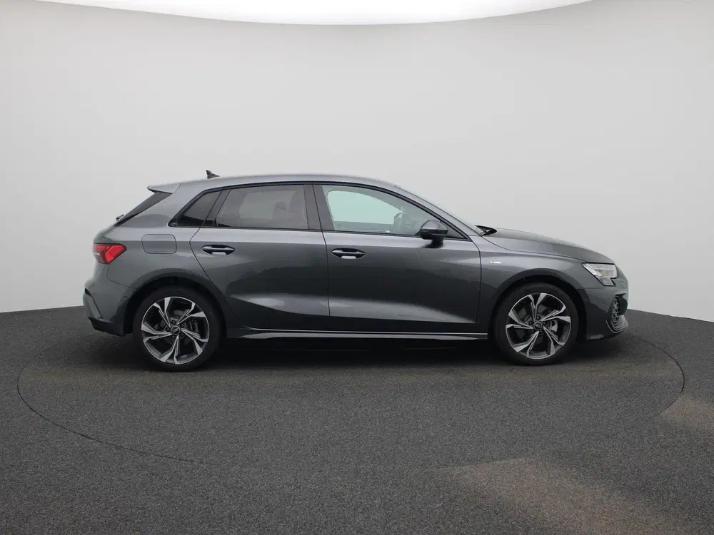 Audi A3 40 TFSI e S edition 204 PK uit 2025, foto 6