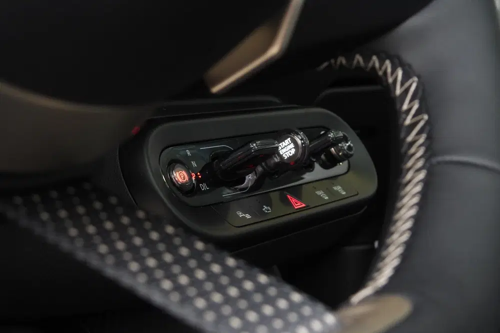 Mini Hatchback Cooper C Automaat uit 2025, foto 13