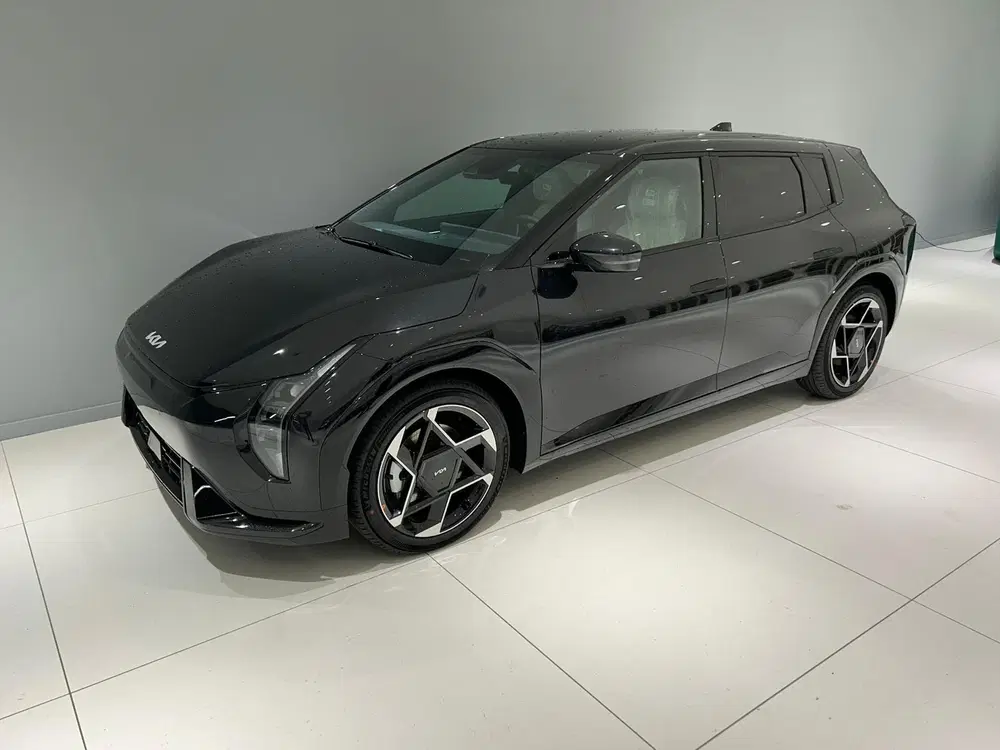 Kia EV4 81 uit 2026, foto 5