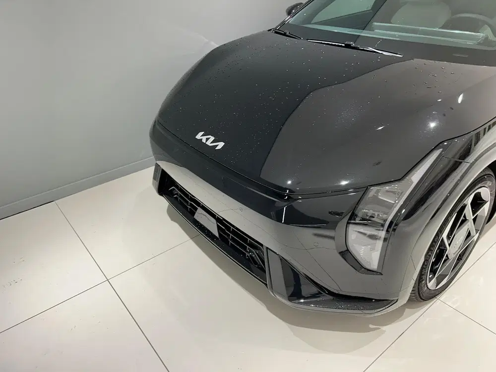 Kia EV4 81 uit 2026, foto 6
