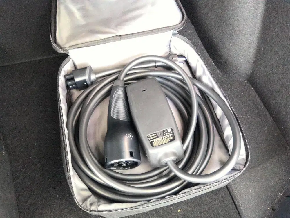 Tesla Model 3 Long-Range AWD 351pk 75 kWh 92.7% SoH UPGR uit 2023, foto 12