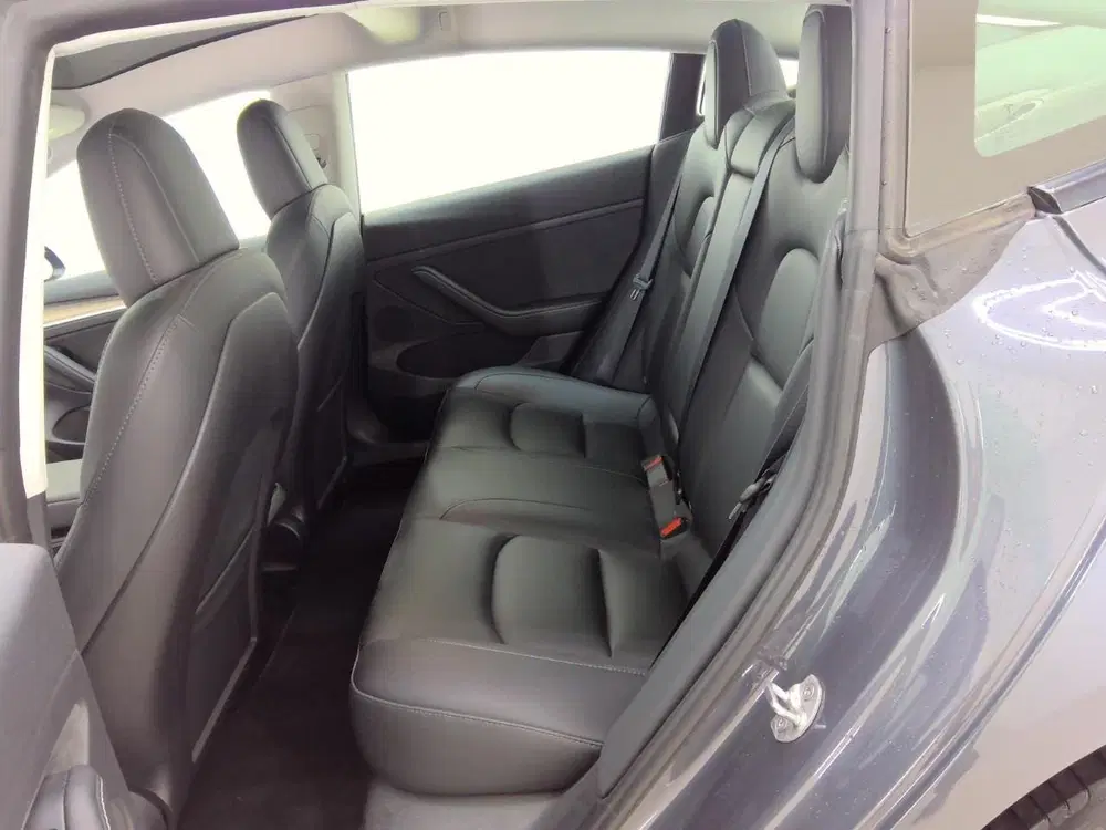 Tesla Model 3 Long-Range AWD 351pk 75 kWh 92.7% SoH UPGR uit 2023, foto 9