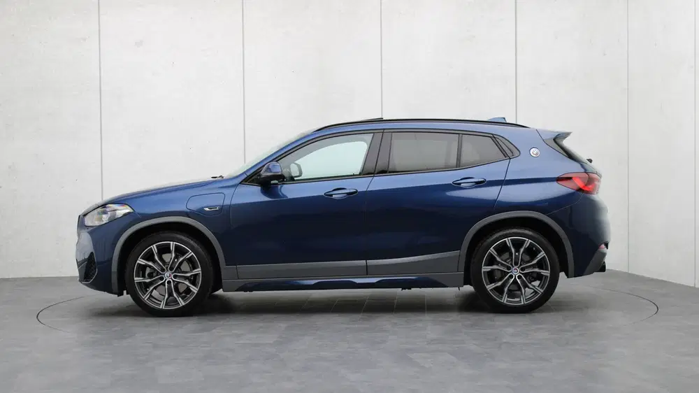 BMW X2 xDrive25e High Executive M-Sport X uit 2022, foto 2