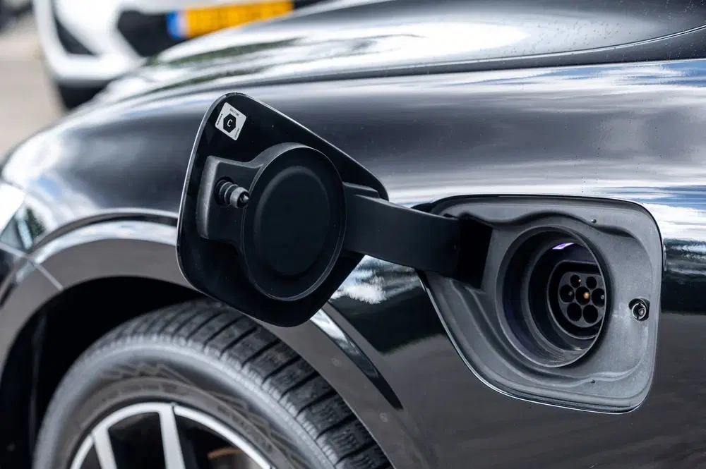 Volvo S60 2.0 Recharge T6 AWD R-Design Panoramadak I uit 2021, foto 8