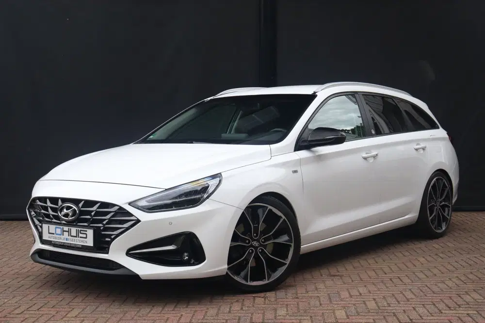 Hyundai i30 1.5 T-GDi MHEV Premium uit 2021