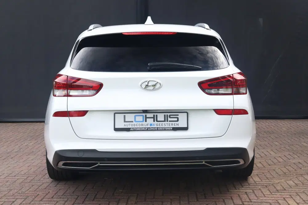 Hyundai i30 1.5 T-GDi MHEV Premium uit 2021, foto 6