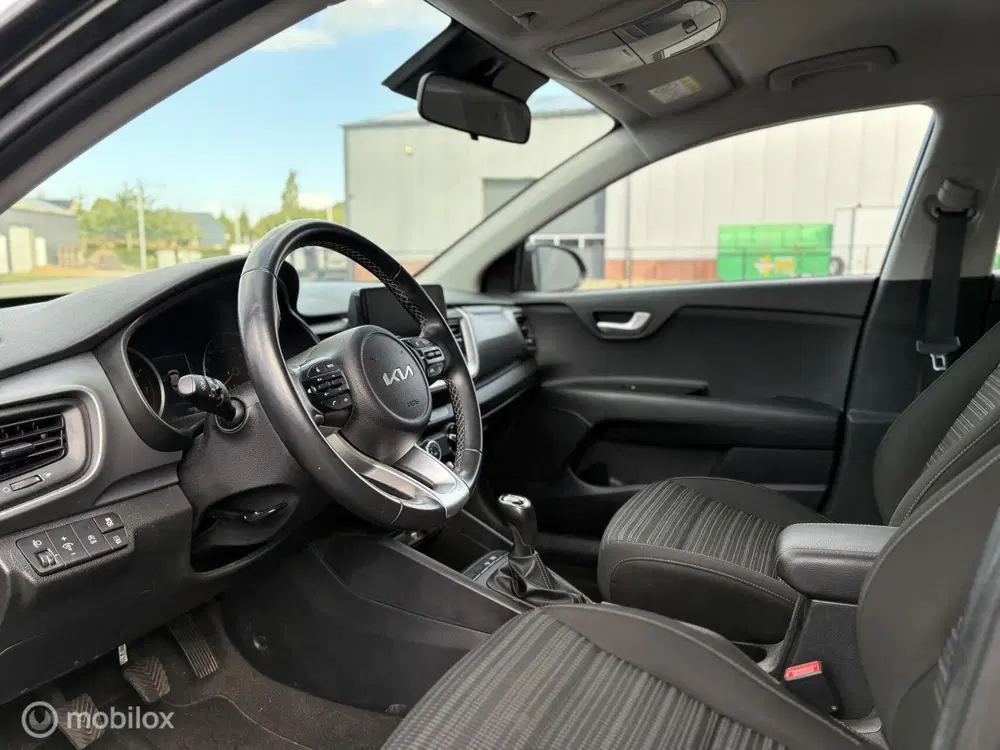 Kia Stonic 1.0 T-GDi MHEV DynamicLine uit 2021, foto 14
