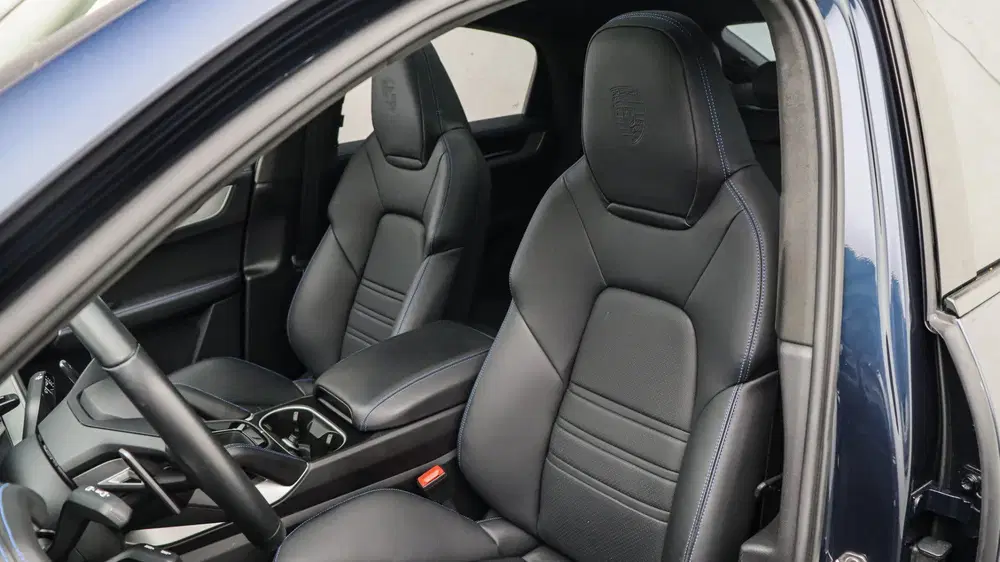 Porsche Cayenne Cayenne Coupé 3.0 E-Hybrid SportDesign uit 2023, foto 9