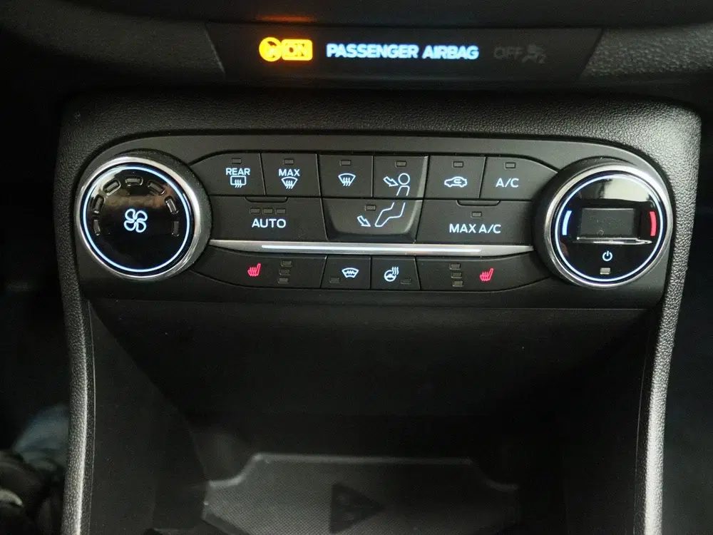 Ford Fiesta 1.0 EcoBoost Titanium uit 2019, foto 10