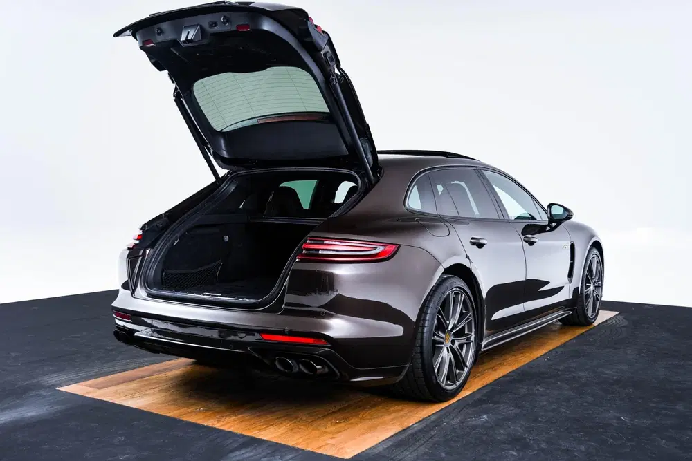 Porsche Panamera Sport Turismo 2.9 4 E-Hybrid Panoramadak uit 2019, foto 11