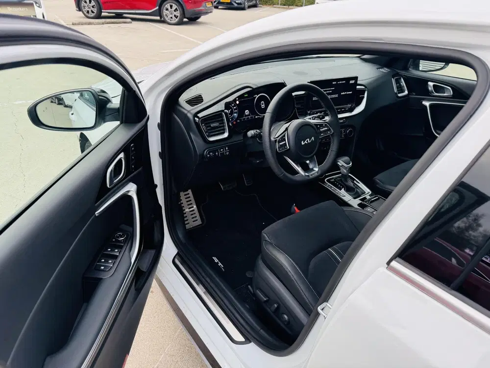 Kia ProCeed 1.5 T-GDi GT-PlusLine Trekhaak afneembaar uit 2025, foto 3