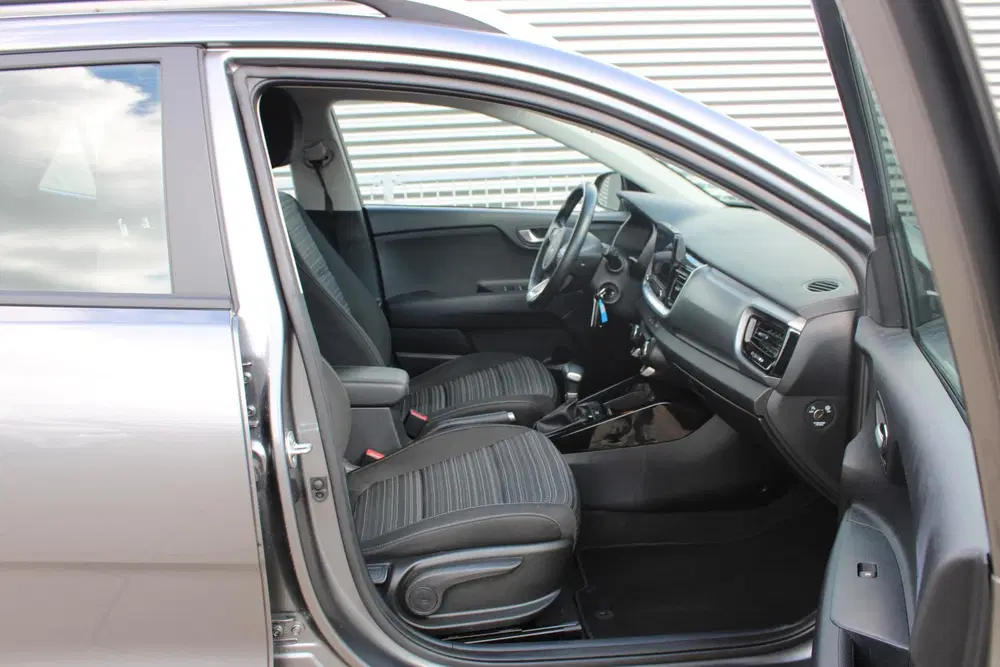 Kia Stonic 1.0 T-GDi MHEV DynamicLine AUTOMAAT NAVIGA uit 2025, foto 9