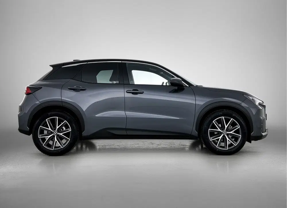 Lexus LBX Cool 2WD uit 2025, foto 12