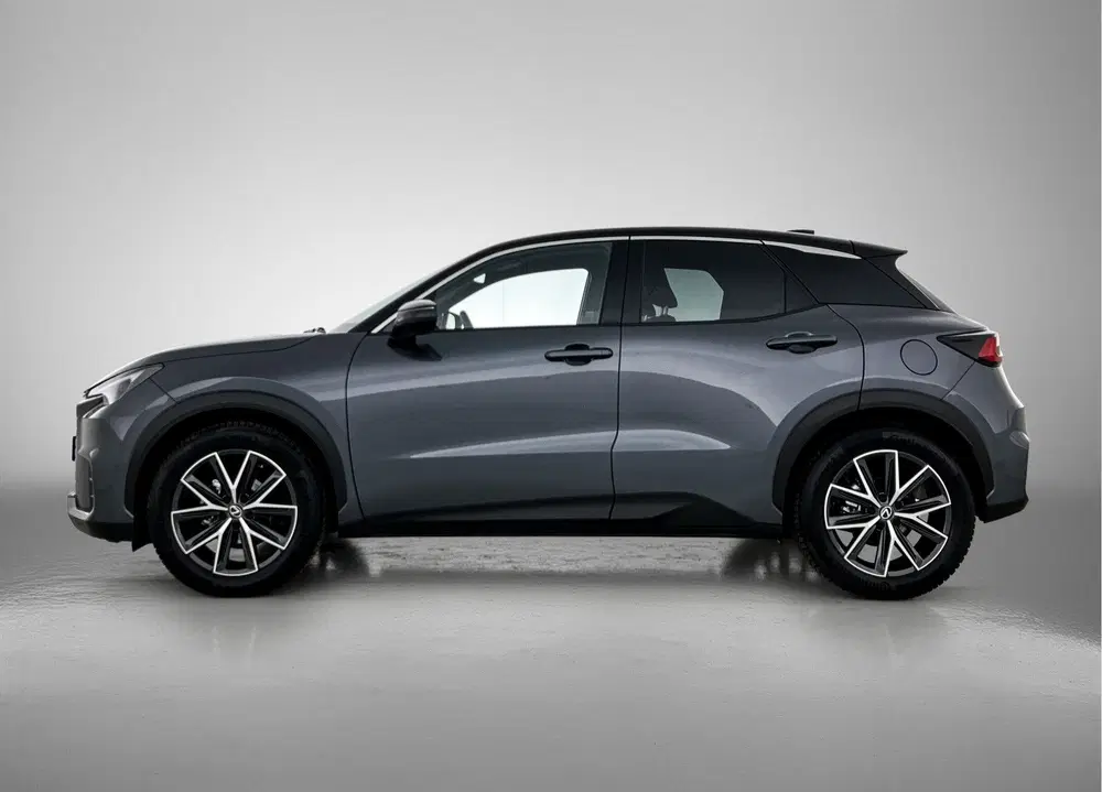 Lexus LBX Cool 2WD uit 2025, foto 3