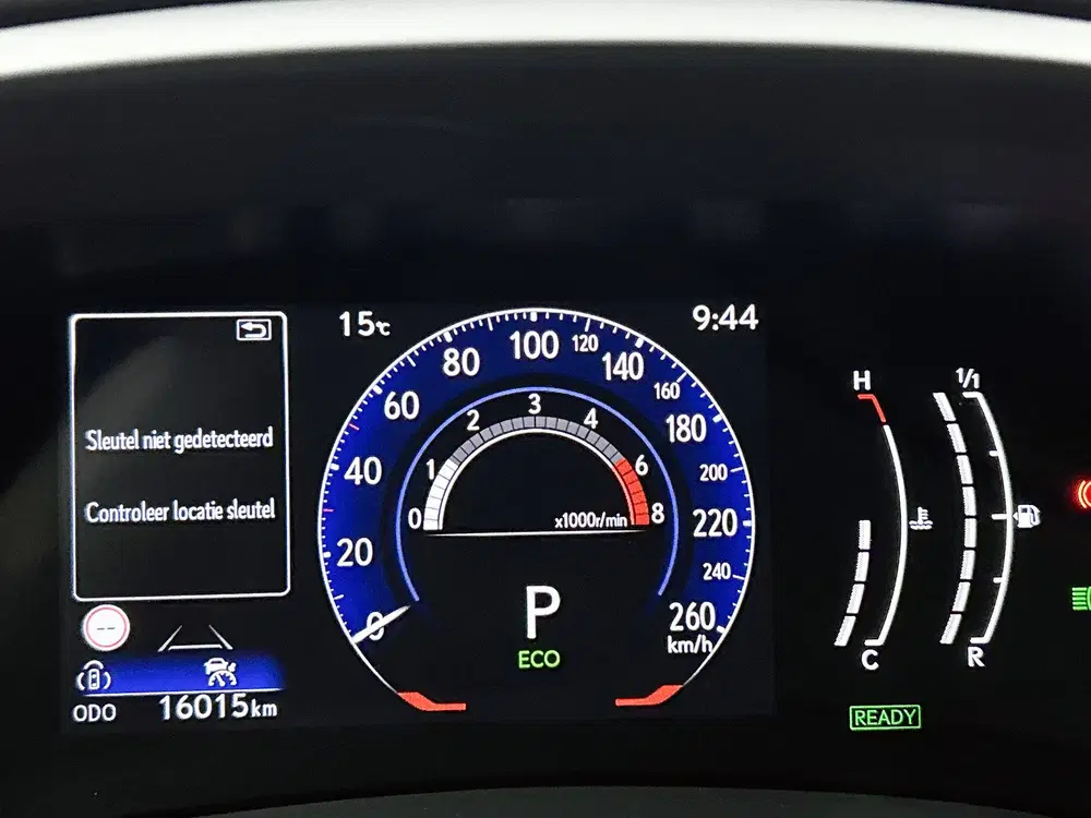 Lexus LBX Cool 2WD uit 2025, foto 5