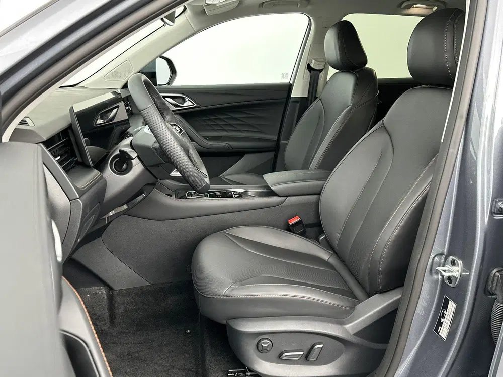 MG HS 1.5T PHEV Luxury Madness Edition uit 2026, foto 15