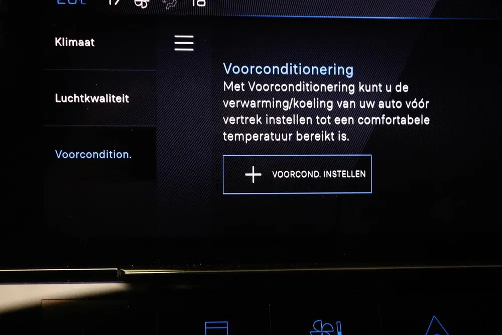 Peugeot 308 1.6 Plug-in Hybrid 225 GT uit 2023, foto 6