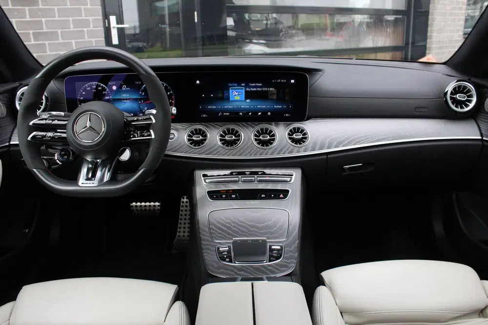 Mercedes-Benz E-Klasse E-Klasse Coupé AMG 53 4MATIC uit 2021, foto 2