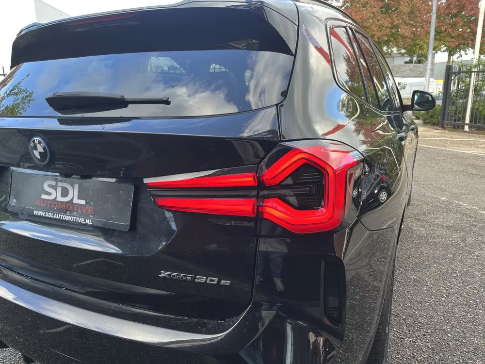 BMW X3 xDrive30e High Executive M-Sport Shadow Li uit 2023, foto 15