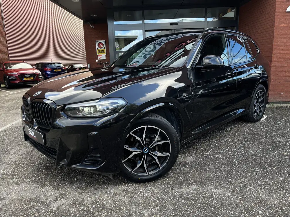 BMW X3 xDrive30e High Executive M-Sport Shadow Li uit 2023, foto 2