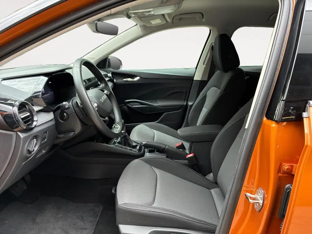 Skoda Fabia 1.0 TSI Business Edition uit 2025, foto 11
