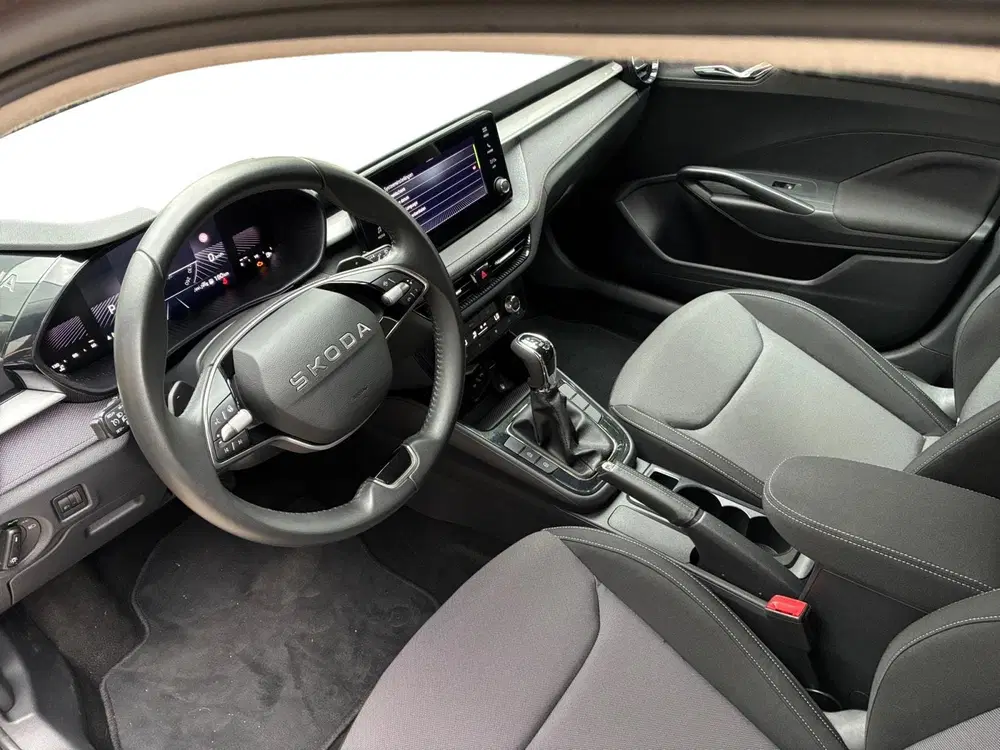 Skoda Fabia 1.0 TSI Business Edition uit 2025, foto 12