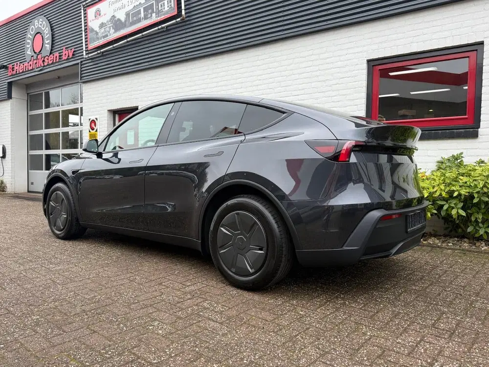 Tesla Model Y 60KWH Juniper uit 2026, foto 15