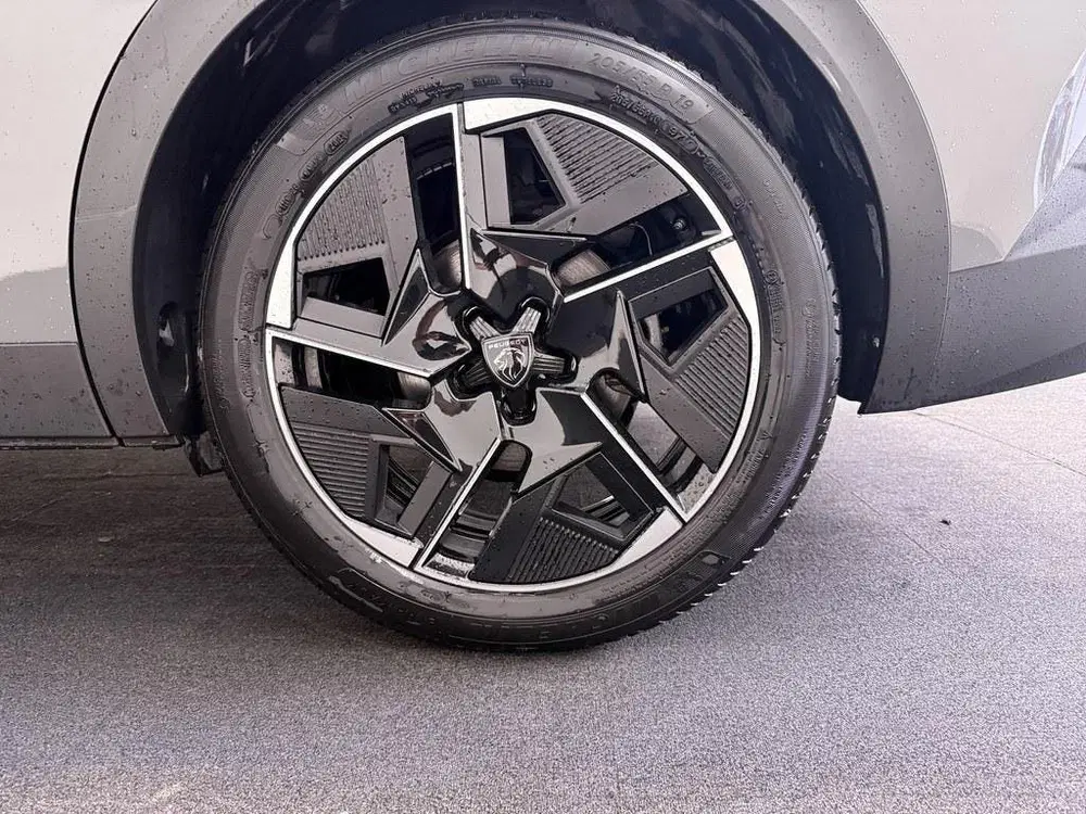Peugeot 408 1.6T Plug-in HYbrid 225PK Automaat GT Alca uit 2024, foto 6