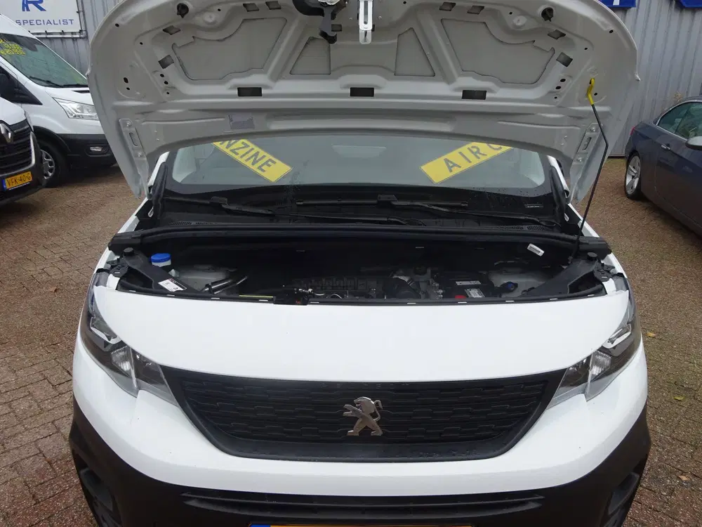 Peugeot Partner 1.2 PureTech Pro BENZINE AIRCO NAVI CRUISE uit 2022, foto 8