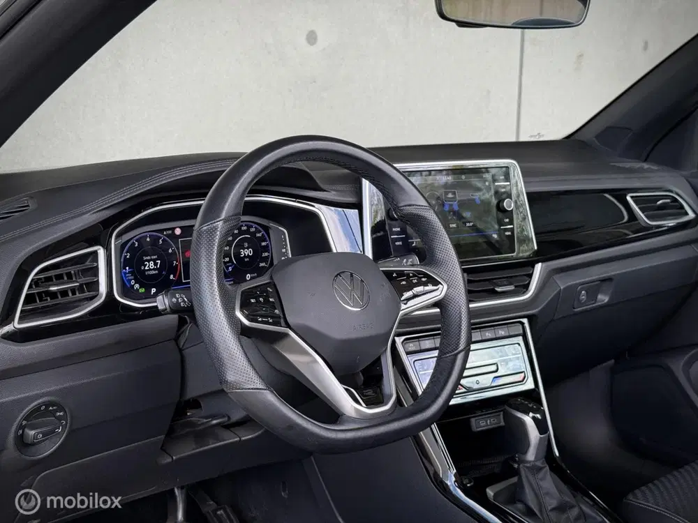 Volkswagen T-Roc 1.5 TSI R-Line uit 2022, foto 6