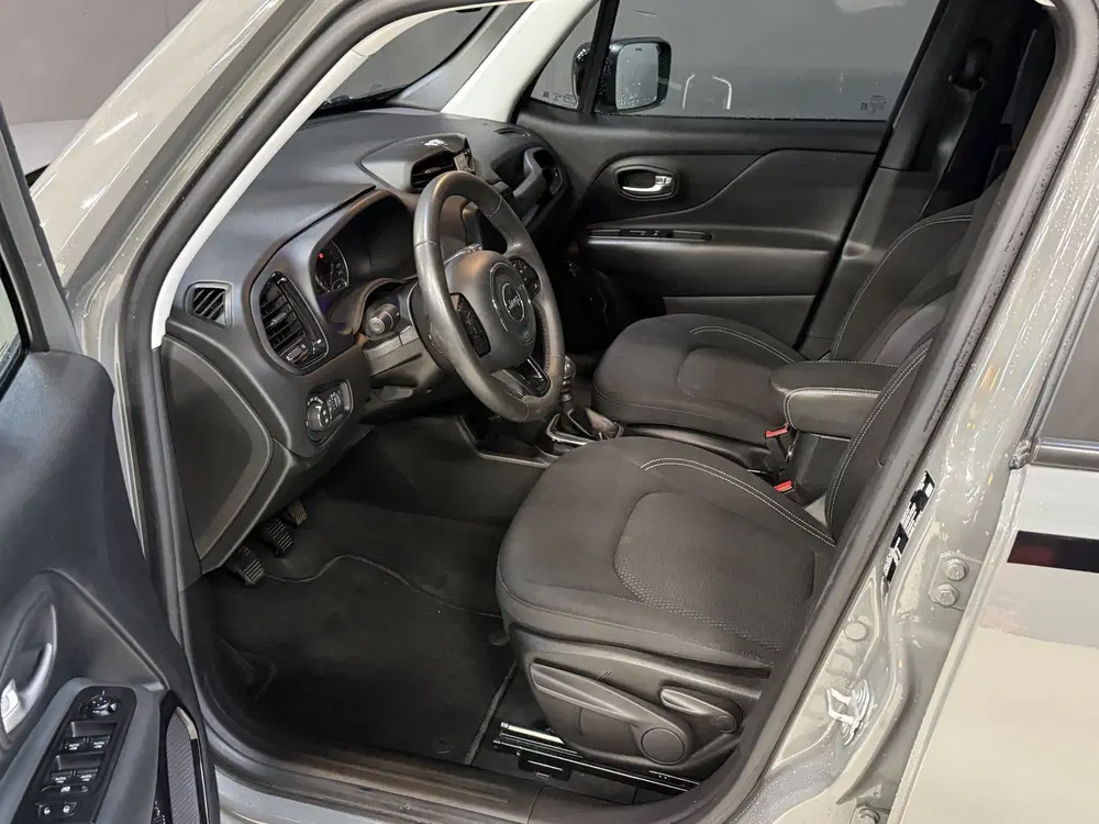 Jeep Renegade 1.0T Limited uit 2022, foto 6