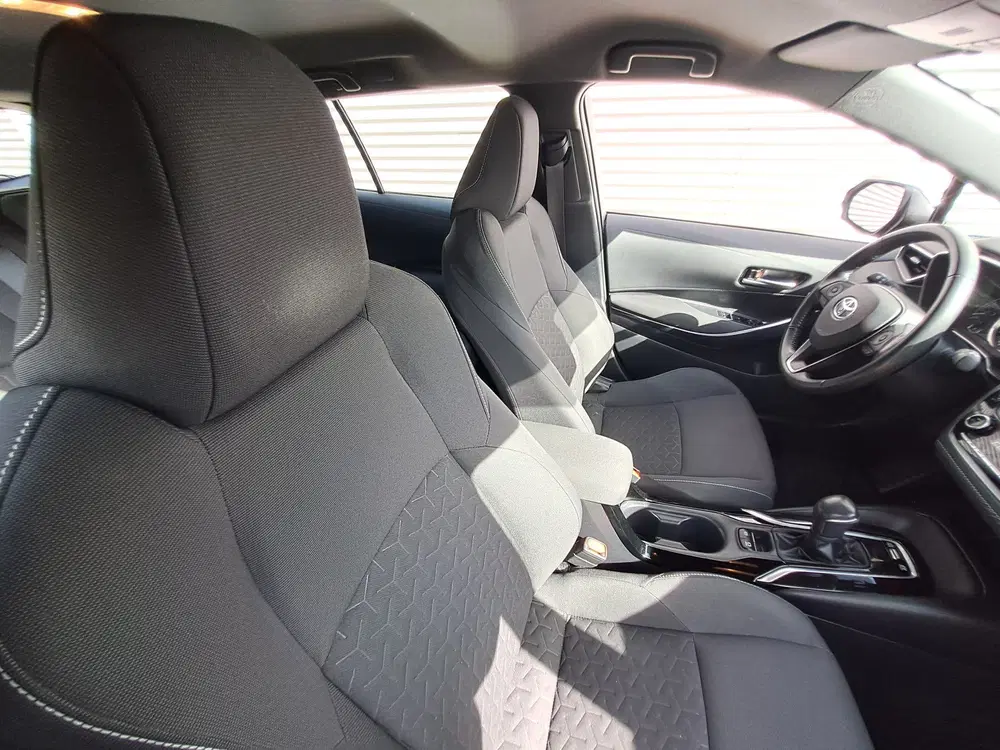 Toyota Corolla 1.8 Hybrid Business uit 2022, foto 13