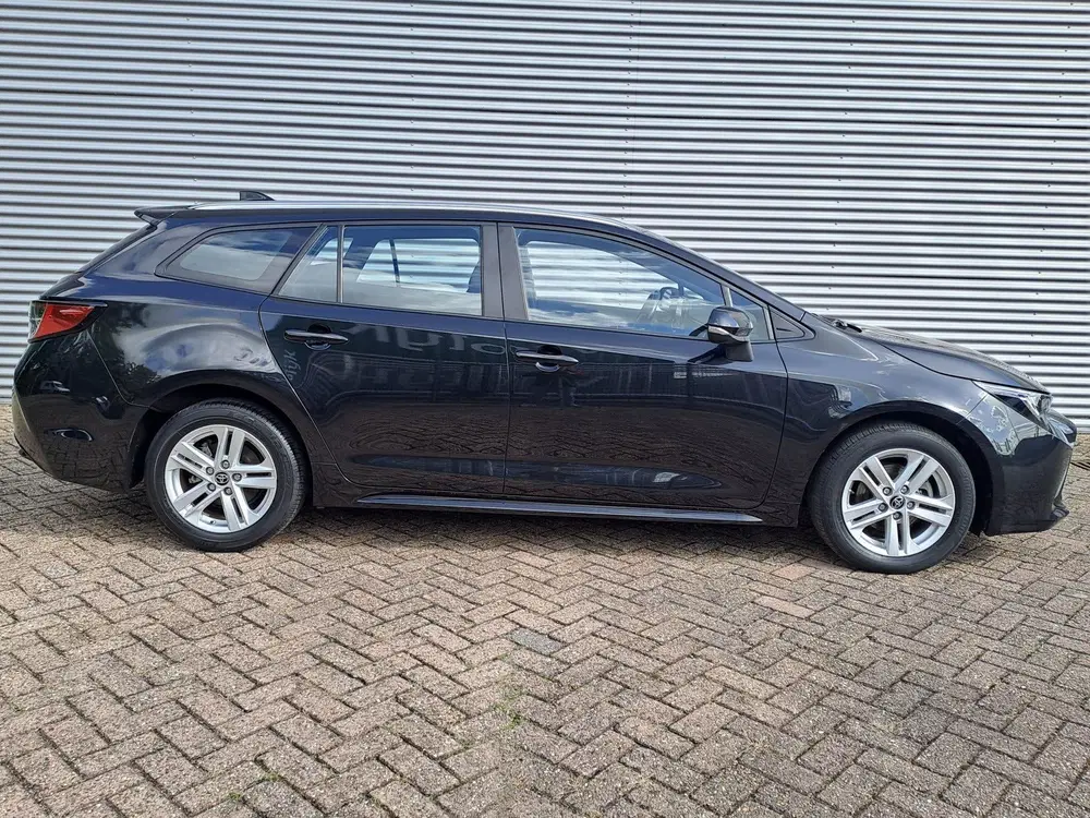 Toyota Corolla 1.8 Hybrid Business uit 2022, foto 4