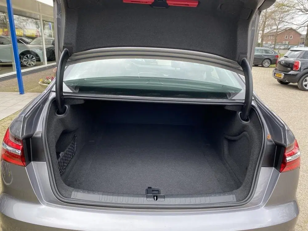Audi A6 Limousine 45 TFSI automaat uit 2019, foto 5