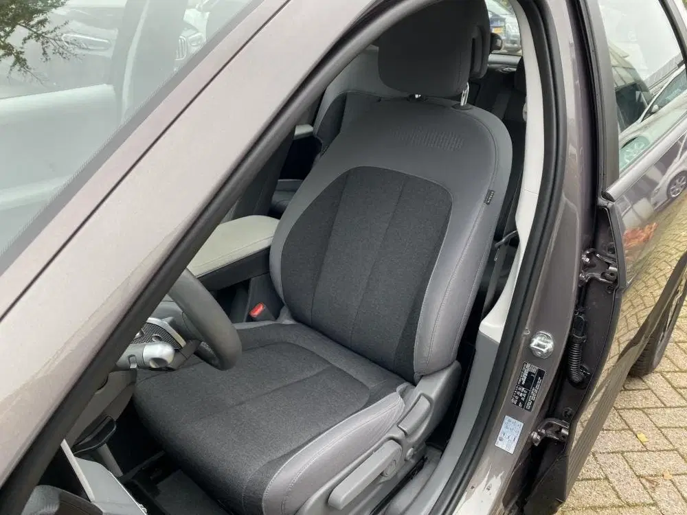 Hyundai IONIQ 5 Style 58 kWh * Stoelverwarming uit 2022, foto 14