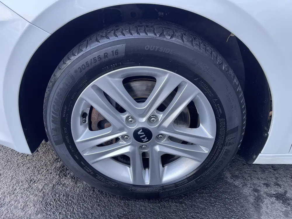 Kia Ceed 1.5 T-GDi DynamicPlusLine uit 2021, foto 11