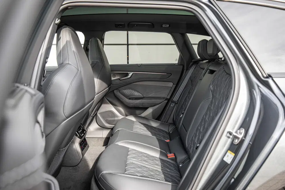 Audi A6 2.0 e-hybrid 367pk quattro S Edition Compe uit 2026, foto 6