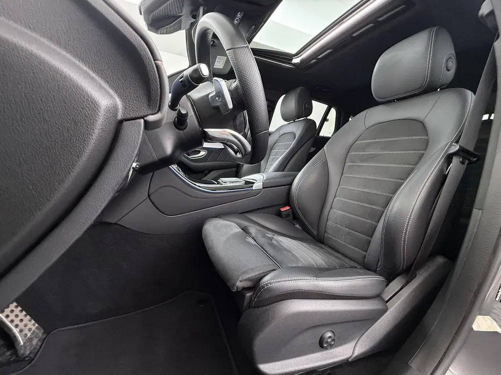 Mercedes-Benz EQC 400 4MATIC AMG Line Premium Plus 80 kWh Sc uit 2021, foto 7