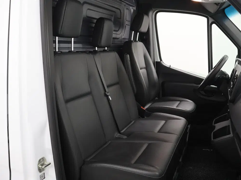 Mercedes-Benz Sprinter 317 CDI uit 2024, foto 10