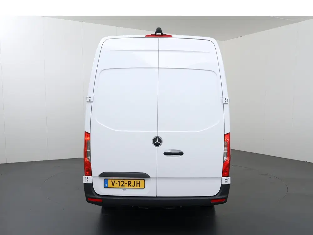 Mercedes-Benz Sprinter 317 CDI uit 2024, foto 4