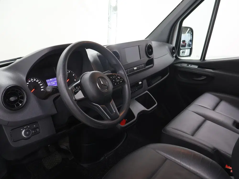 Mercedes-Benz Sprinter 317 CDI uit 2024, foto 7