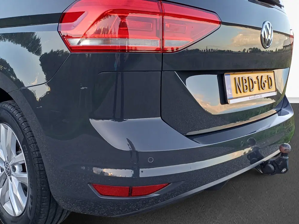 Volkswagen Touran 1.5 TSI Highline uit 2019, foto 11