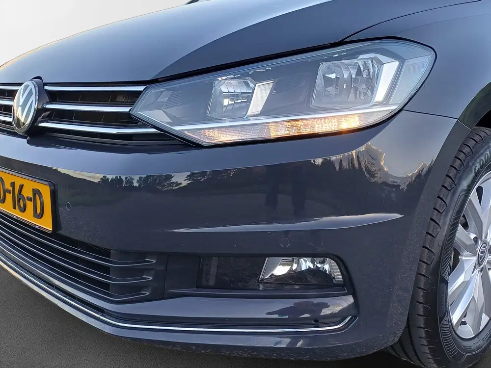 Volkswagen Touran 1.5 TSI Highline uit 2019, foto 8