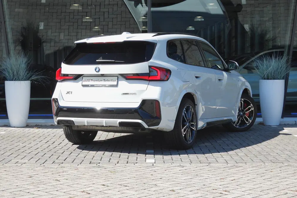 BMW X1 xDrive25e M Sport Automaat uit 2025, foto 4