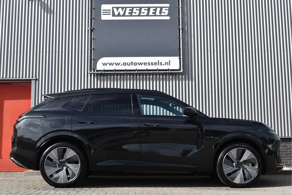 Lynk & Co 08 1.5 More Massage uit 2026, foto 6
